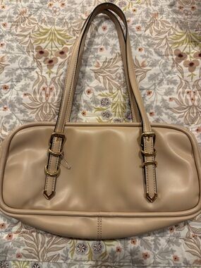 Aldo Beige Shoulder Bag with Gold Hardware..NWOT